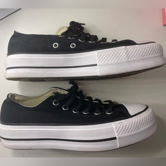 Low Platform Converse - Picture 2 of 4